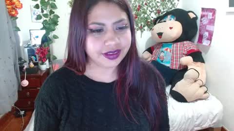 Snapshot of kattleyaeyes chatting on February 25, 1:41 am Katy online show from February 25, 1:41 am