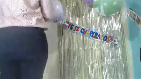 Snapshot of kattleyagray chatting on November 19, 11:49 pm KattleyaGrey online show from November 19, 11:49 pm