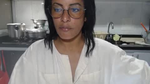 Snapshot of kattleyagray chatting on November 20, 8:52 pm KattleyaGrey online show from November 20, 8:52 pm