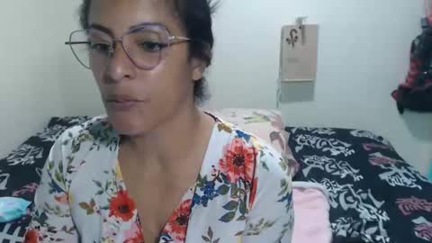 Snapshot of kattleyagray chatting on February 20, 7:14 pm KattleyaGrey online show from February 20, 7:14 pm