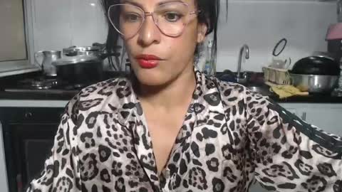 KattleyaGrey online show from June 16, 7:49 pm