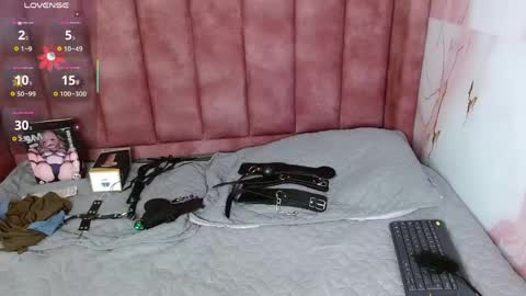 Arianna online show from April 16, 9:39 pm