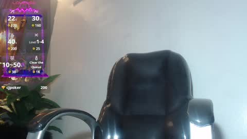 katty online show from December 11, 4:31 pm