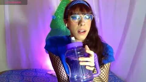 kattycat_ online show from December 14, 5:24 am