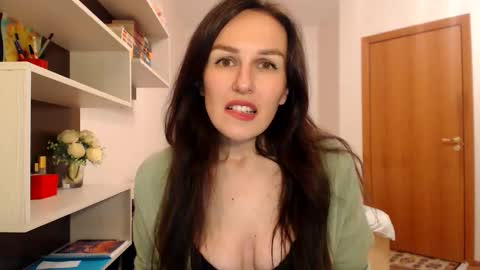 Snapshot of kattysapphire chatting on November 5, 2:50 pm KattySapphire online show from November 5, 2:50 pm