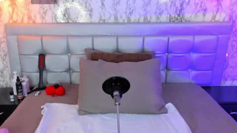 Katty  online show from April 17, 1:47 pm