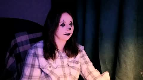 Snapshot of kattyy_summer chatting on June 19, 9:29 pm Kattyy Summer online show from June 19, 9:29 pm
