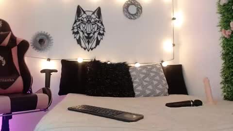 Katy Van online show from February 7, 8:44 am