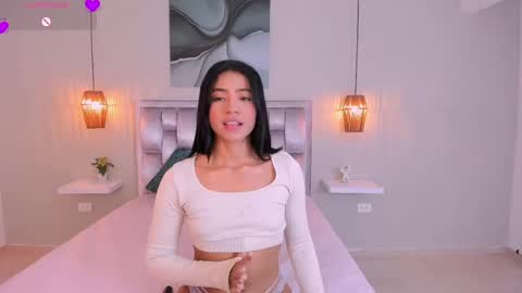 Snapshot of katya_rogerss chatting on June 1, 11:39 pm katya online show from June 1, 11:39 pm