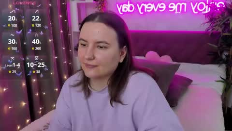 Kate online show from March 28, 6:02 am