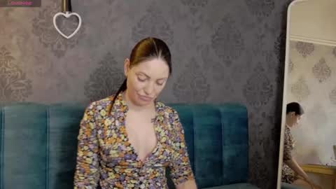 Katyline online show from April 8, 2:39 pm