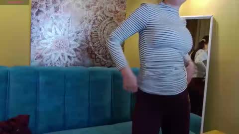 Katyline online show from April 10, 3:50 pm