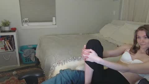 Katy online show from April 8, 3:50 am