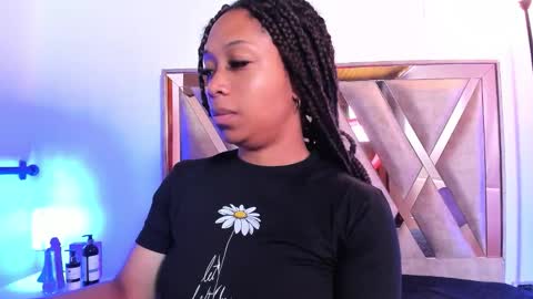 katyortiz online show from November 19, 11:43 am