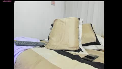 Snapshot of katyroussex_ chatting on May 1, 8:46 pm Katy online show from May 1, 8:46 pm