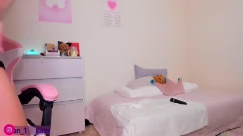 Snapshot of katys_world chatting on September 12, 11:04 pm Katy online show from September 12, 11:04 pm