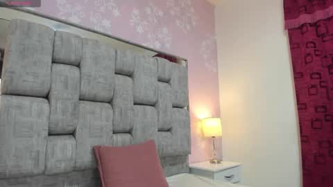 katysweetas online show from January 8, 7:27 pm