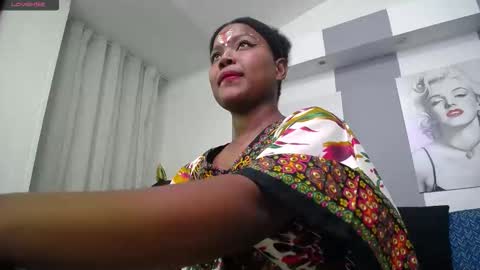 Snapshot of kavya_suri_ chatting on January 31, 7:11 pm Kavya online show from January 31, 7:11 pm