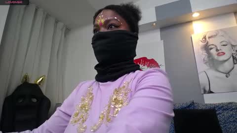 Snapshot of kavya_suri_ chatting on February 2, 7:12 pm Kavya online show from February 2, 7:12 pm