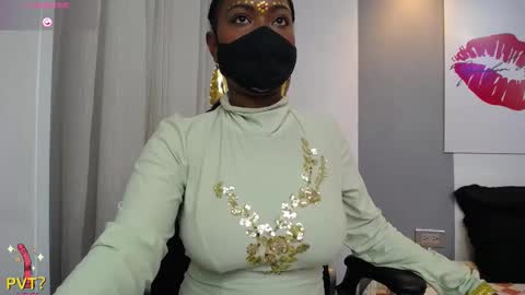 Snapshot of kavya_suri_ chatting on February 27, 3:45 pm Kavya online show from February 27, 3:45 pm