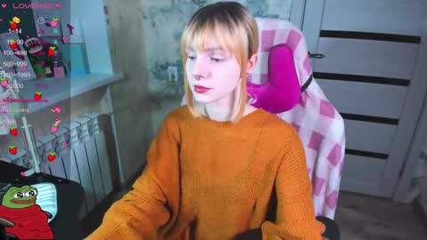 Snapshot of kawaii_power_uwu chatting on February 21, 10:28 am Kira-chan online show from February 21, 10:28 am