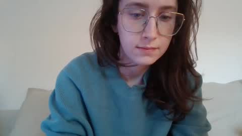 kawaii snowflake online show from July 18, 2:32 pm