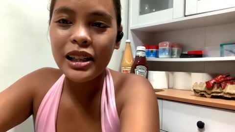 KawaiiMel online show from May 12, 9:17 am