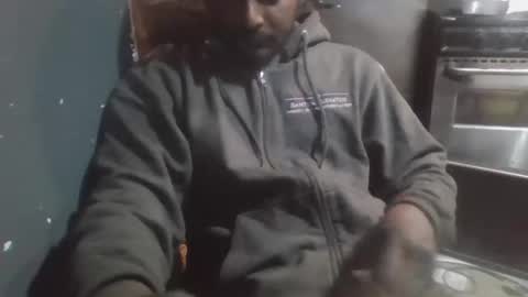 Snapshot of kawalsingha420125512 chatting on November 3, 11:37 pm kawalsingha420125512 online show from November 3, 11:37 pm