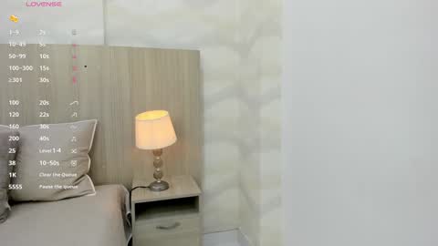   online show from January 23, 11:15 am