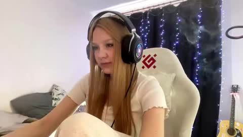 Amia online show from February 26, 5:28 am