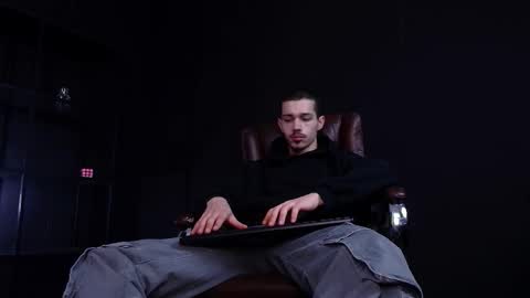 KaydenDrew online show from January 7, 5:10 am