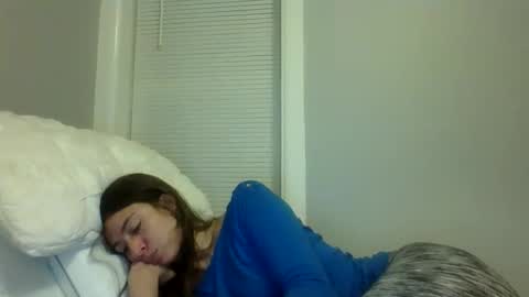 Snapshot of kaylaelizabeth97 chatting on December 14, 11:53 pm kaylaelizabeth97 online show from December 14, 11:53 pm