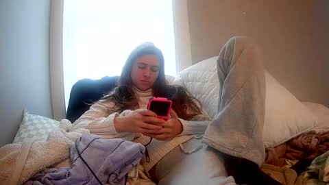 Snapshot of kaylaelizabeth97 chatting on February 21, 9:38 pm kaylaelizabeth97 online show from February 21, 9:38 pm