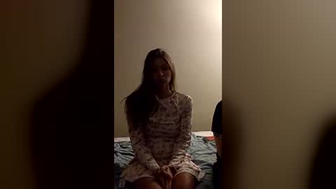 kaylaelizabeth97 online show from August 3, 10:21 am