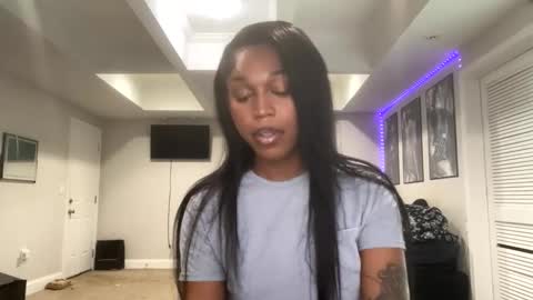 kaylagalaore online show from April 16, 3:02 pm