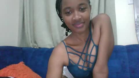 Snapshot of kaylar005 chatting on January 14, 11:53 pm kaylar online show from January 14, 11:53 pm