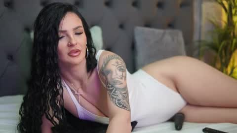  Aria  online show from April 13, 10:04 pm