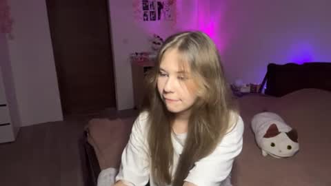 Snapshot of kaylawulfing chatting on May 31, 6:09 pm Nyelle online show from May 31, 6:09 pm