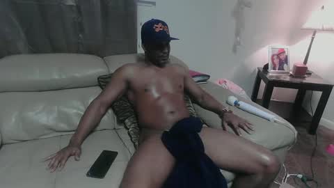 kaylee kakes online show from February 10, 8:21 pm