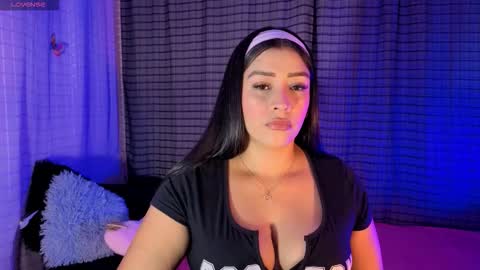 Snapshot of kayleemorales chatting on October 7, 6:38 pm Kaylee online show from October 7, 6:38 pm