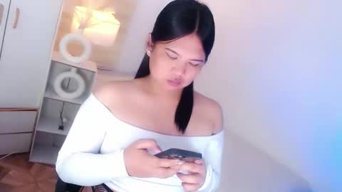 Y O U R        F U T U R E       K A Y L E E  online show from April 15, 5:20 pm