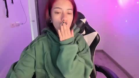 kaylie online show from February 27, 11:32 am