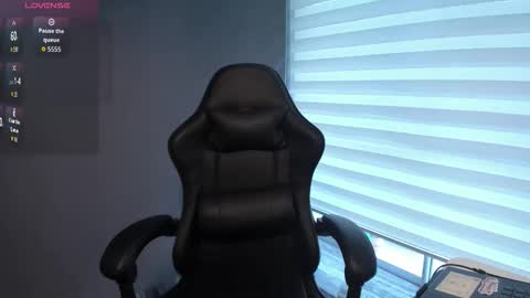 Kayn online show from March 4, 9:32 pm