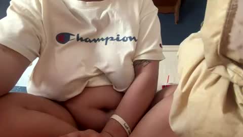 Snapshot of kaysplay chatting on June 17, 9:05 pm kaysplay online show from June 17, 9:05 pm