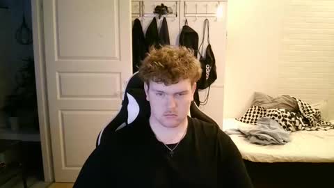 Aatu online show from December 16, 8:30 am