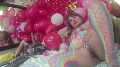 Snapshot of kazsandrah chatting on February 19, 9:58 pm KAZSANDRAH online show from February 19, 9:58 pm