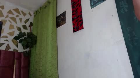 KAZSANDRAH online show from February 11, 5:01 am