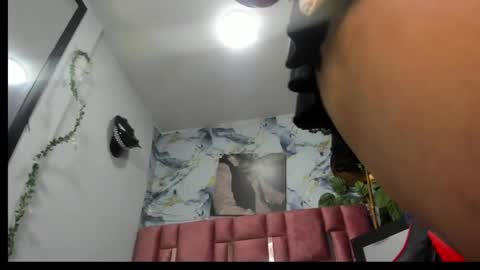 KAZSANDRAH online show from April 10, 5:45 am