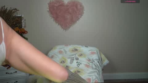 EliandKylie online show from September 14, 2:22 am