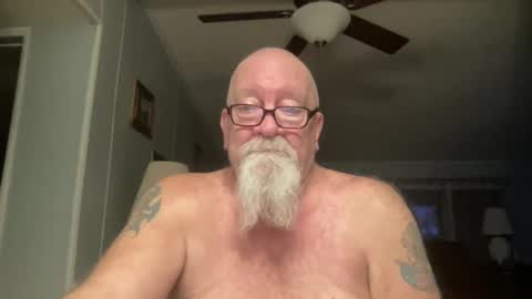 Snapshot of kcbace61760 chatting on December 28, 12:47 am kcbace61760 online show from December 28, 12:47 am